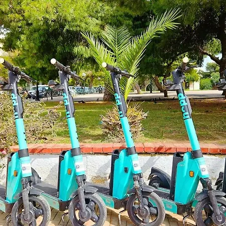 Vouliagmeni Garden Suite By Astir Beach Atina Dış mekan fotoğraf